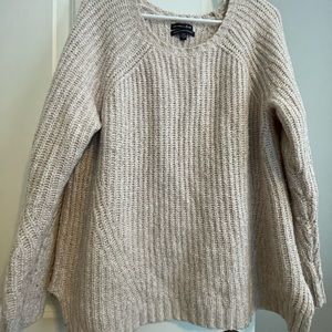 American Eagle light pink sweater